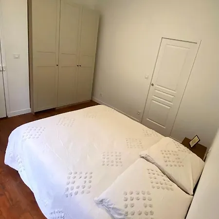 Charmant Centre Apartment
